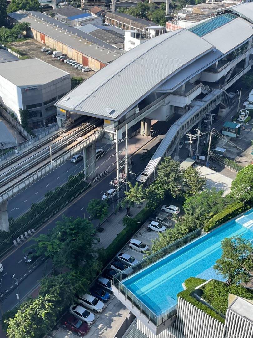 The key MRT Phetkasem 48 ) - photo 3
