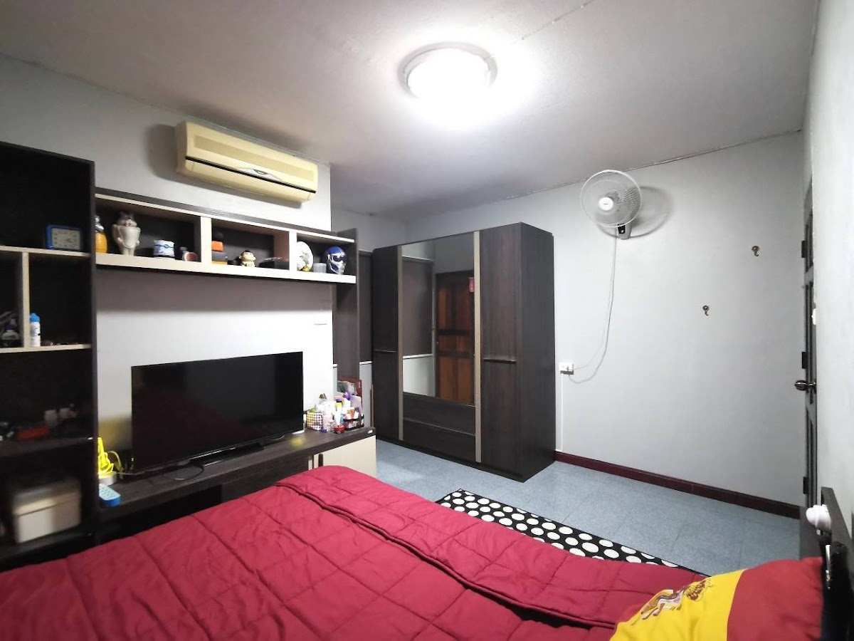 Ekamai Condo Town - photo 3