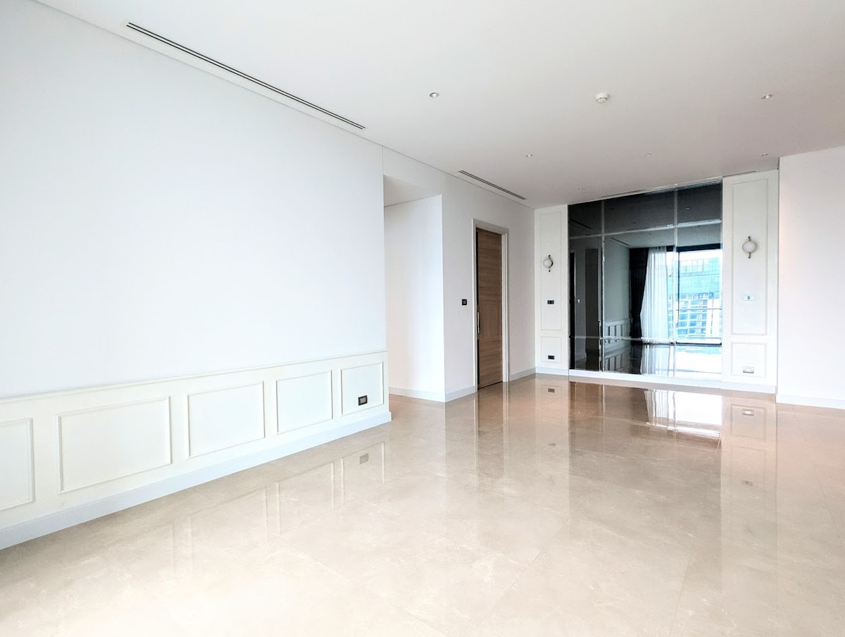 Sindhorn Residence - photo 2