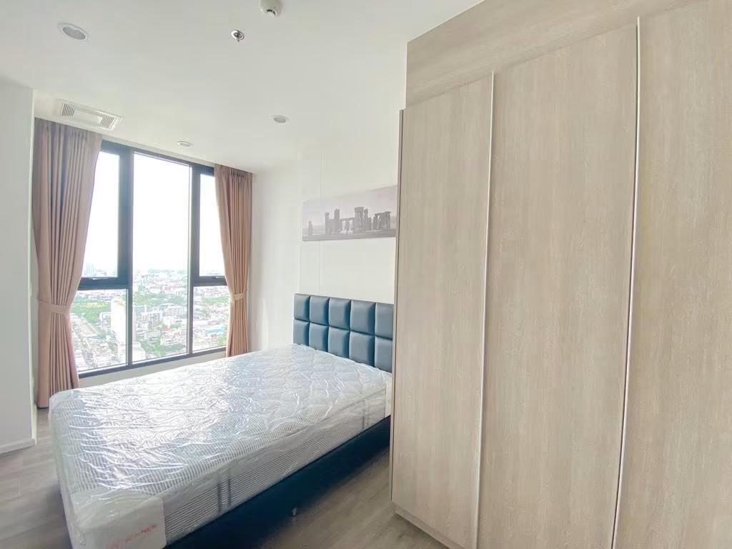 Whizdom Essence Sukhumvit - main photo