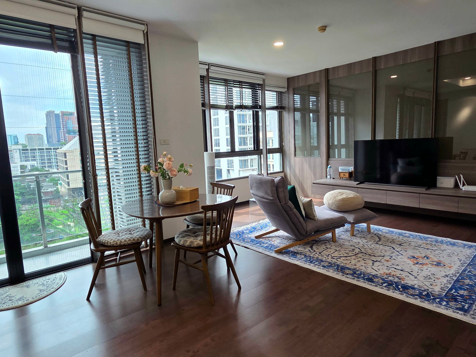 Issara@42 Sukhumvit - main photo