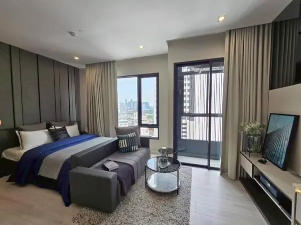 The Room Phayathai 