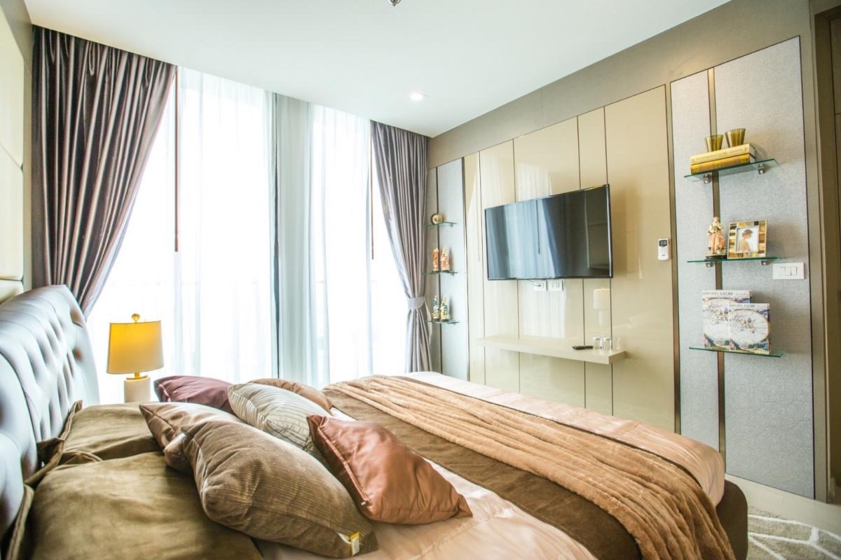 Noble ploenchit