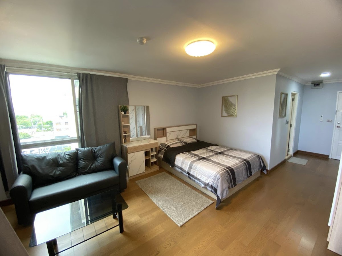 Sunshine Condominium - photo 3