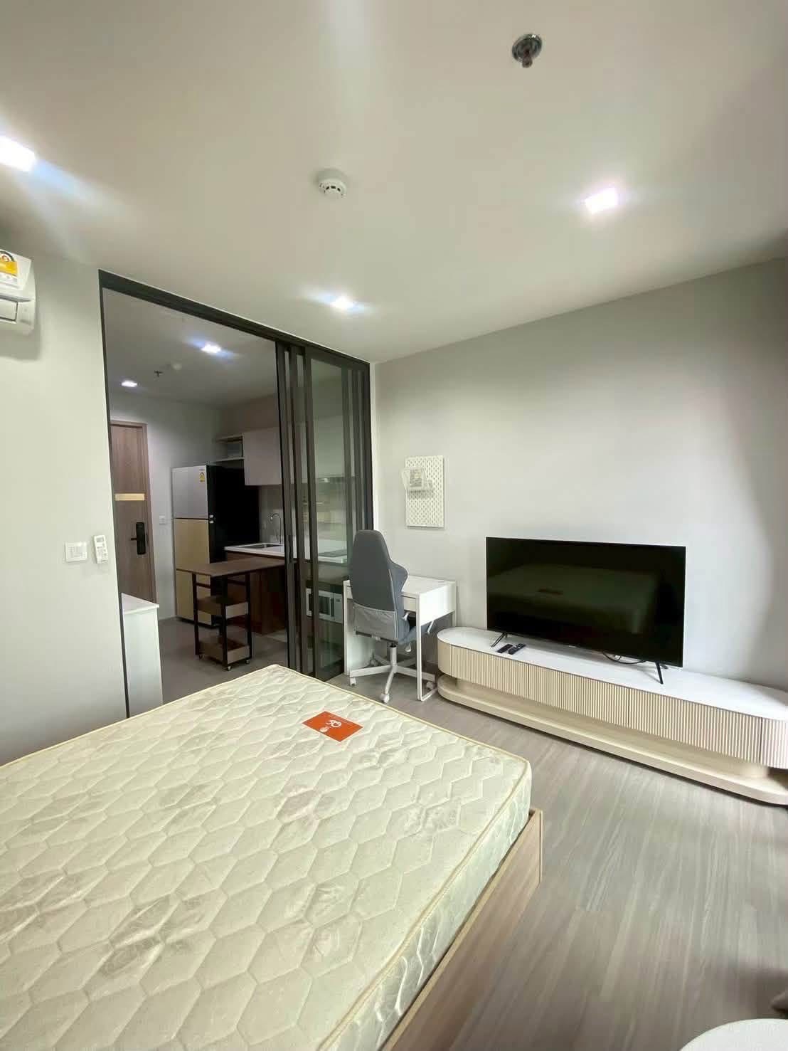 Life Sathorn Sierra 