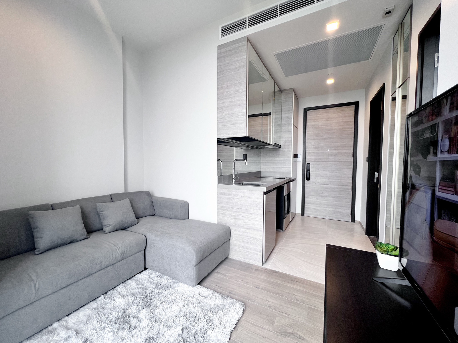 The Crest Park Residences - photo 3
