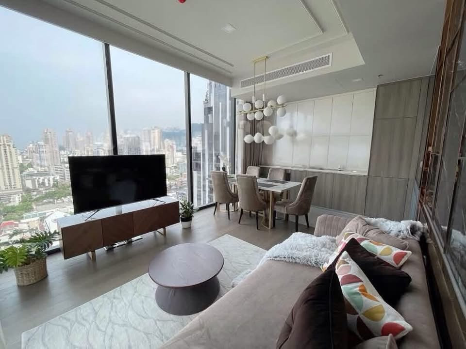 CELES Asoke - main photo