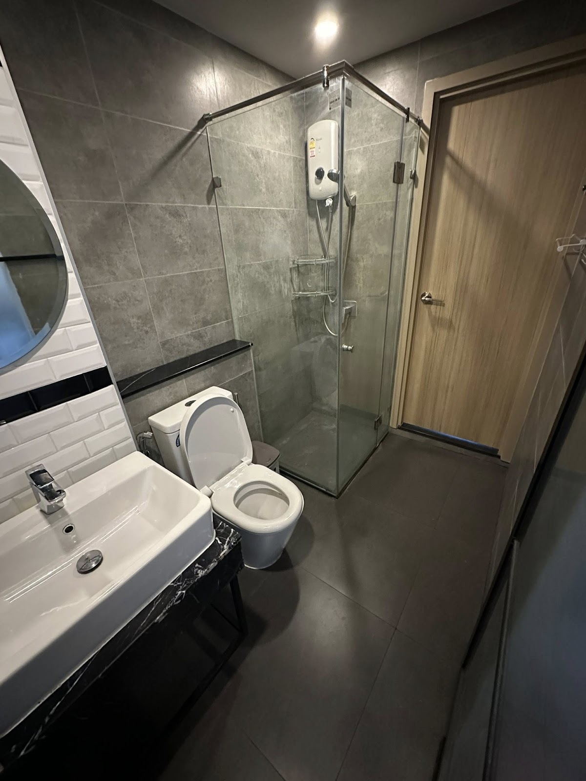 Brix Condominium Charan 64 - photo 2