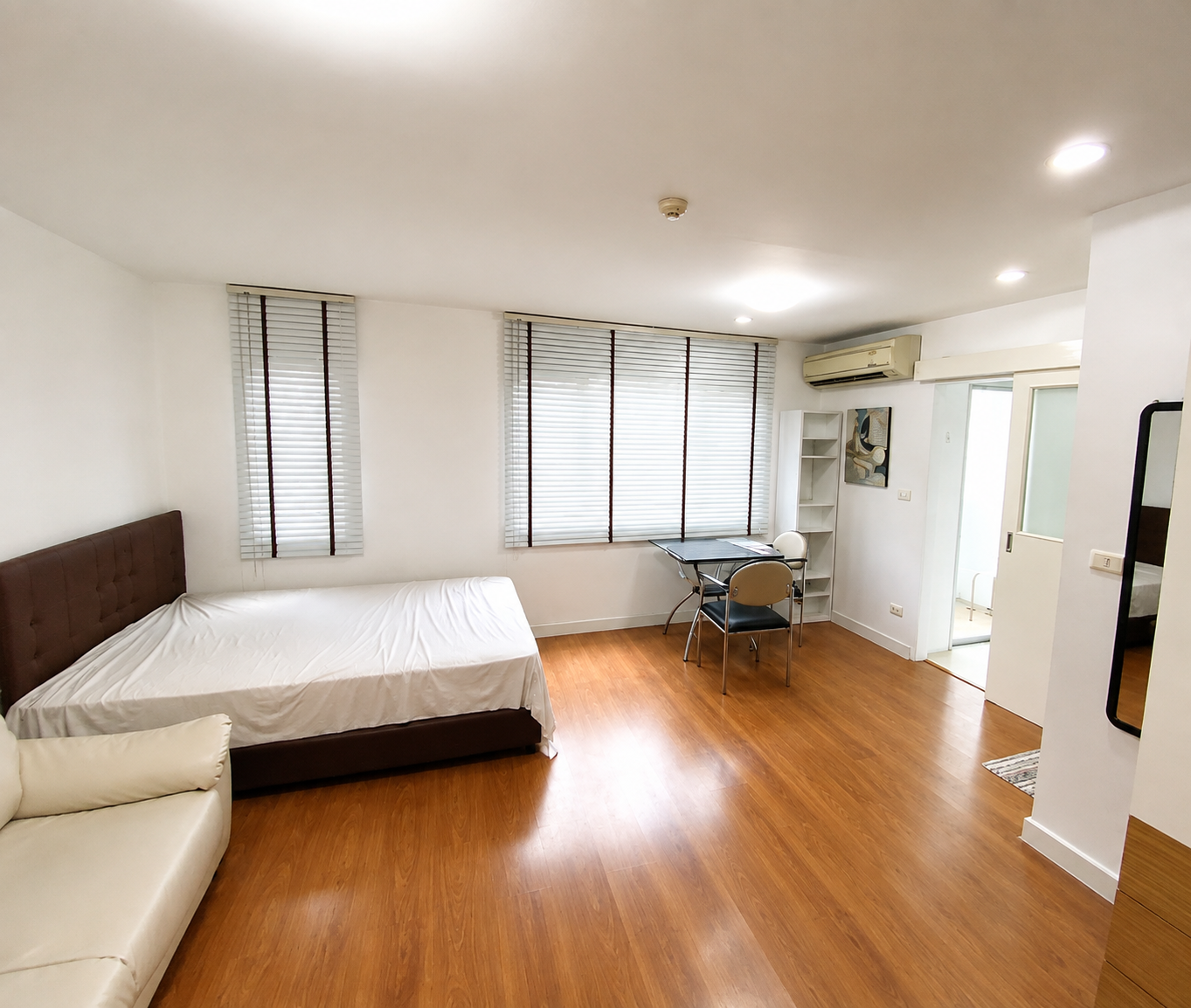 Condo One Ladprao Station - main photo
