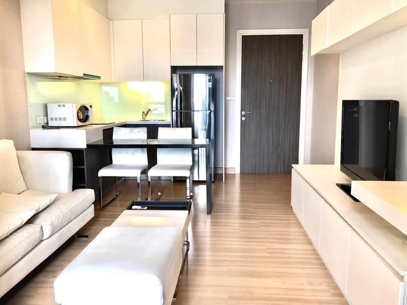 Urbano Absolute Sathon - Taksin - photo 2