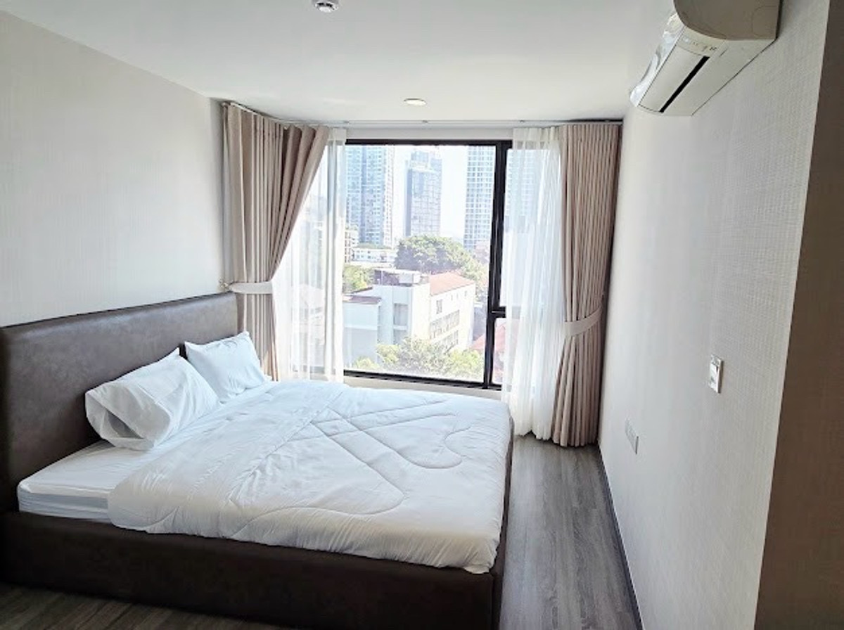 Ideo Mobi Sukhumvit 40 - photo 2