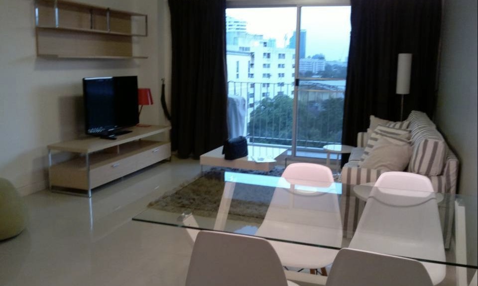 The Clover Thonglor Sukhumvit 55 - photo 3