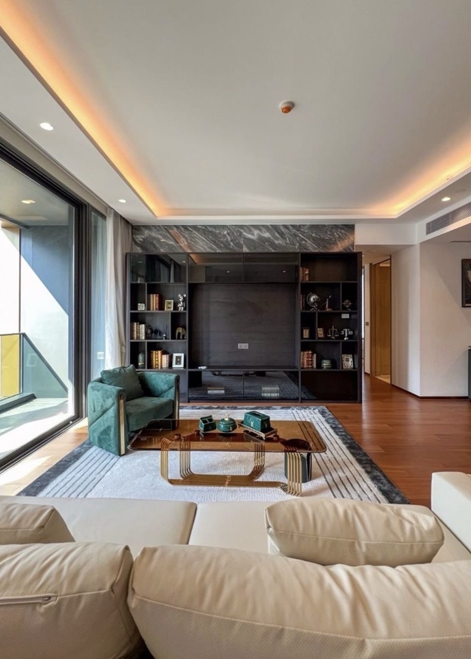 The Estelle Phrom Phong - photo 2