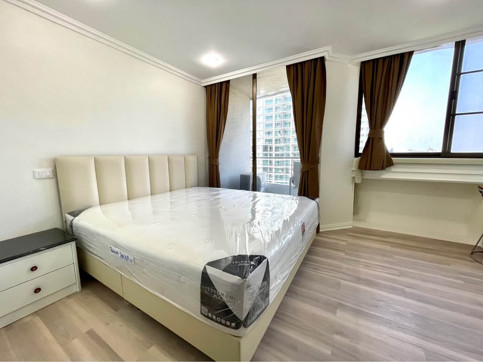 Supalai Place Sukhumvit 39 - main photo