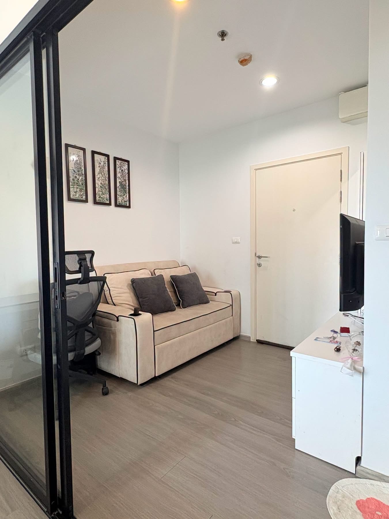 Aspire Sathorn - Taksin - main photo