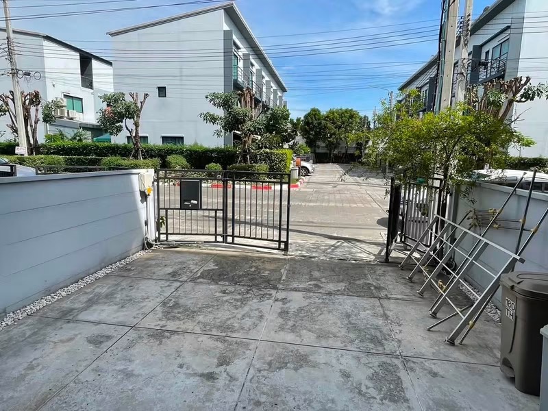 Baan Klang Muang Rama 9 - Onnut - photo 2