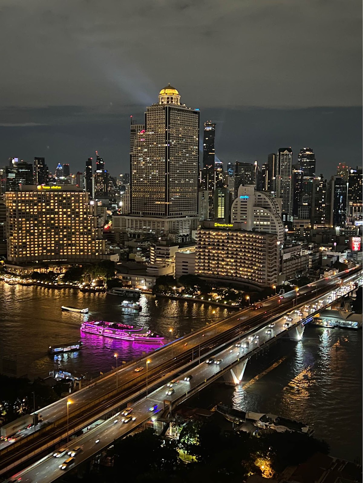 Baan Sathorn Chaopraya