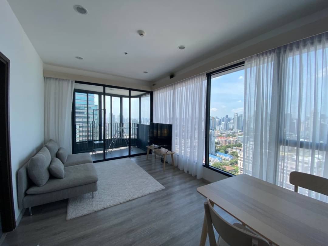 Ideo Mobi Asoke - main photo