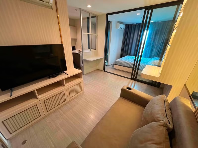 Life Sathorn Sierra  - photo 2