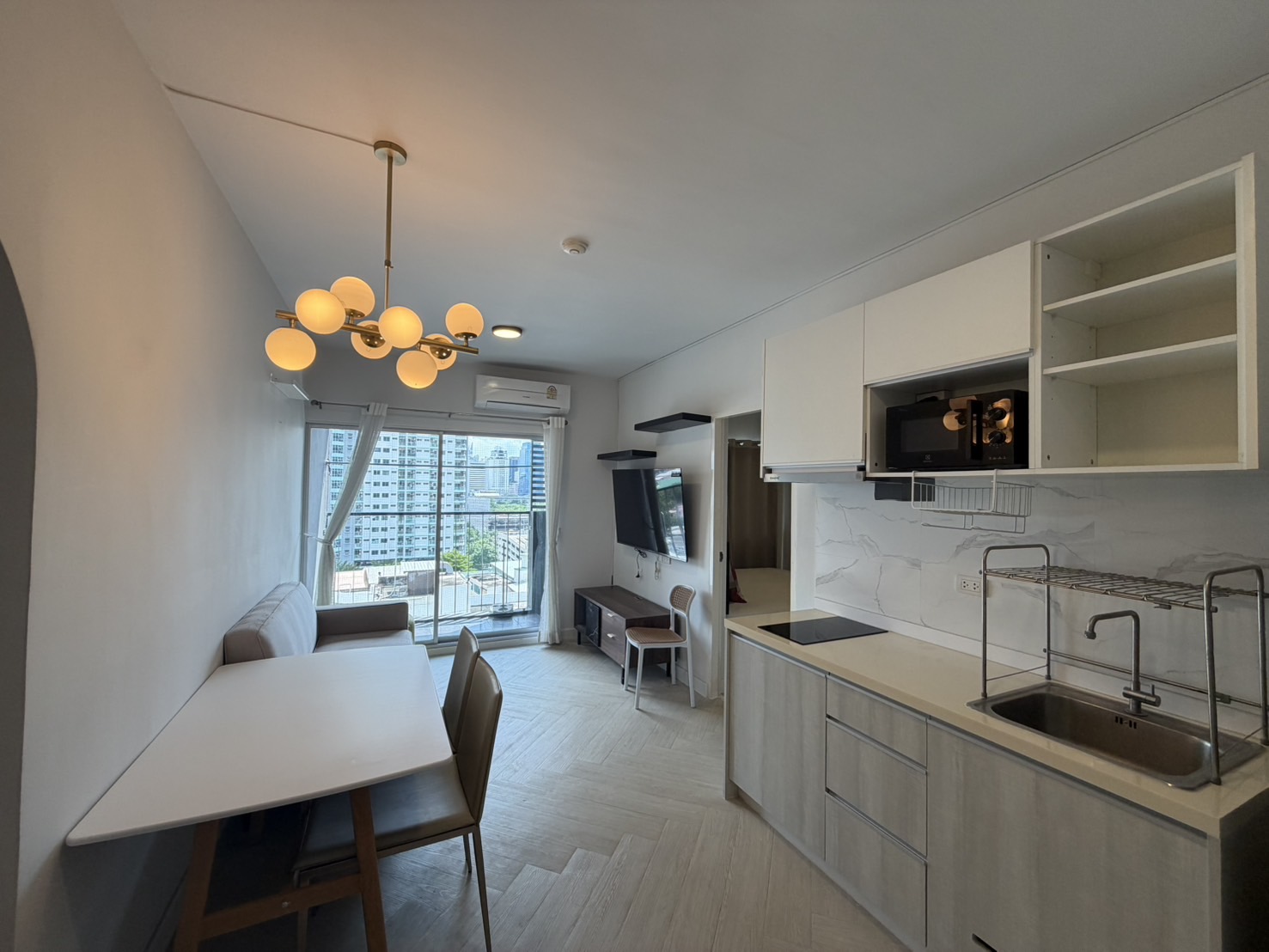 A Space Hideaway Asoke - Ratchada - photo 2