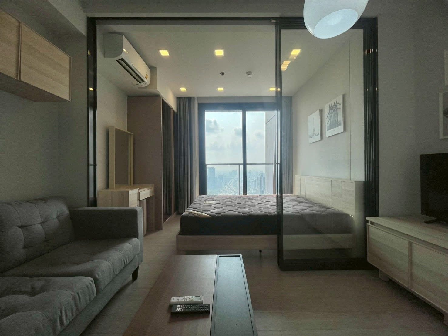 One9five - main photo