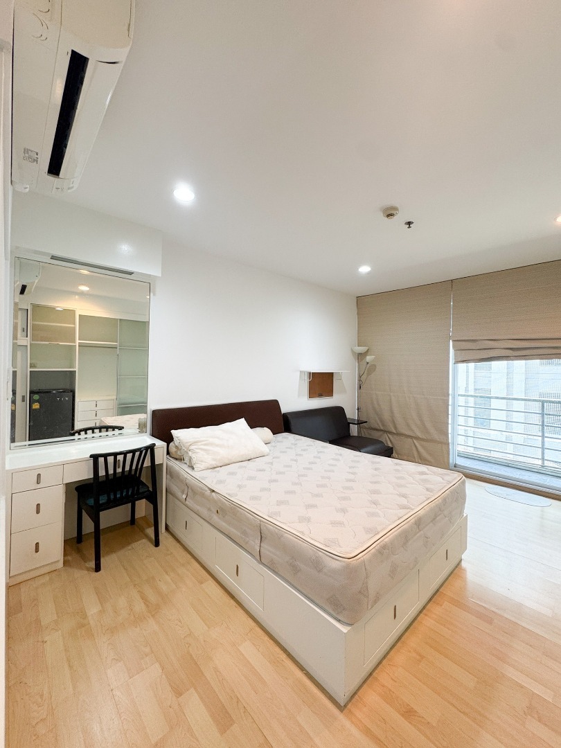 Noble Lite - main photo