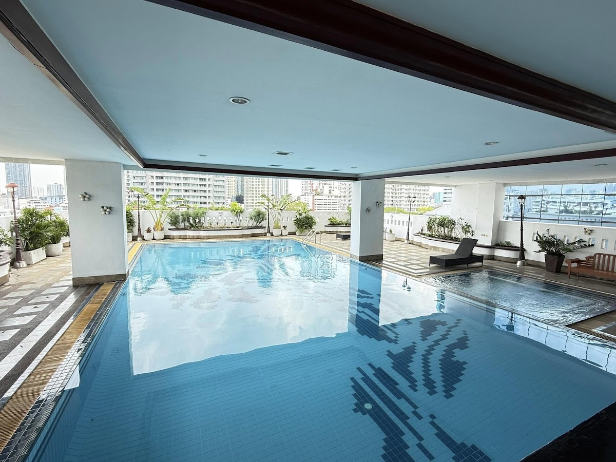 United Tower Thonglor - photo 2