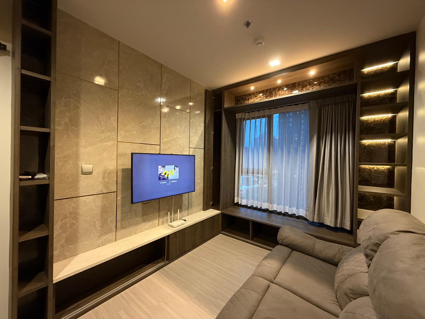 Life Asoke - Rama 9 - photo 2