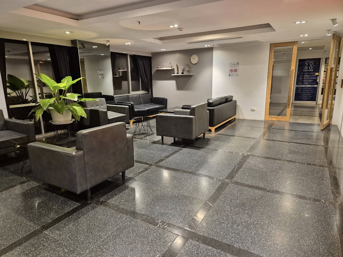 Sukhumvit Suite - photo 2
