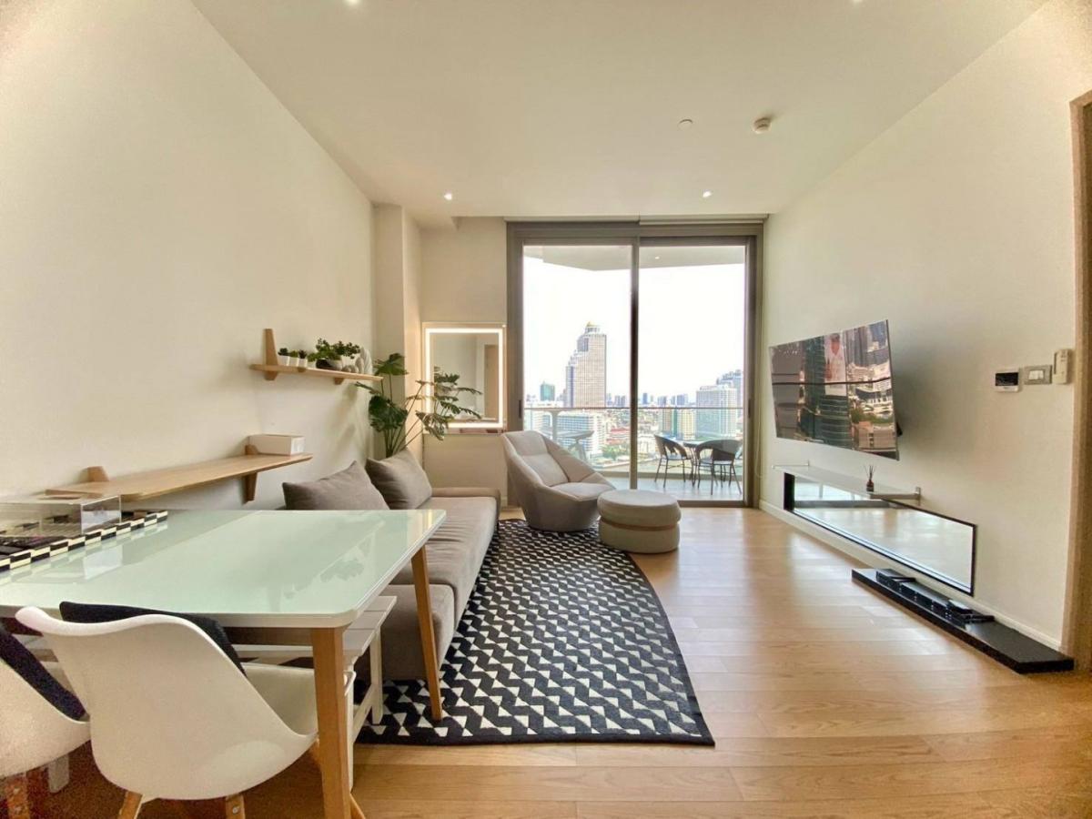 Magnolias Waterfront Residences - main photo