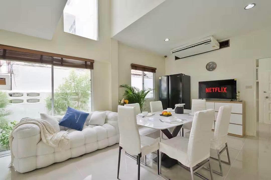 Single House Sukhumvit 31 - main photo