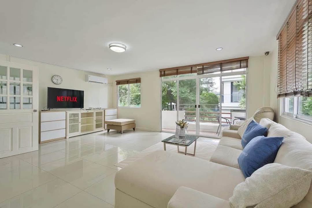 Single House Sukhumvit 31 - photo 2