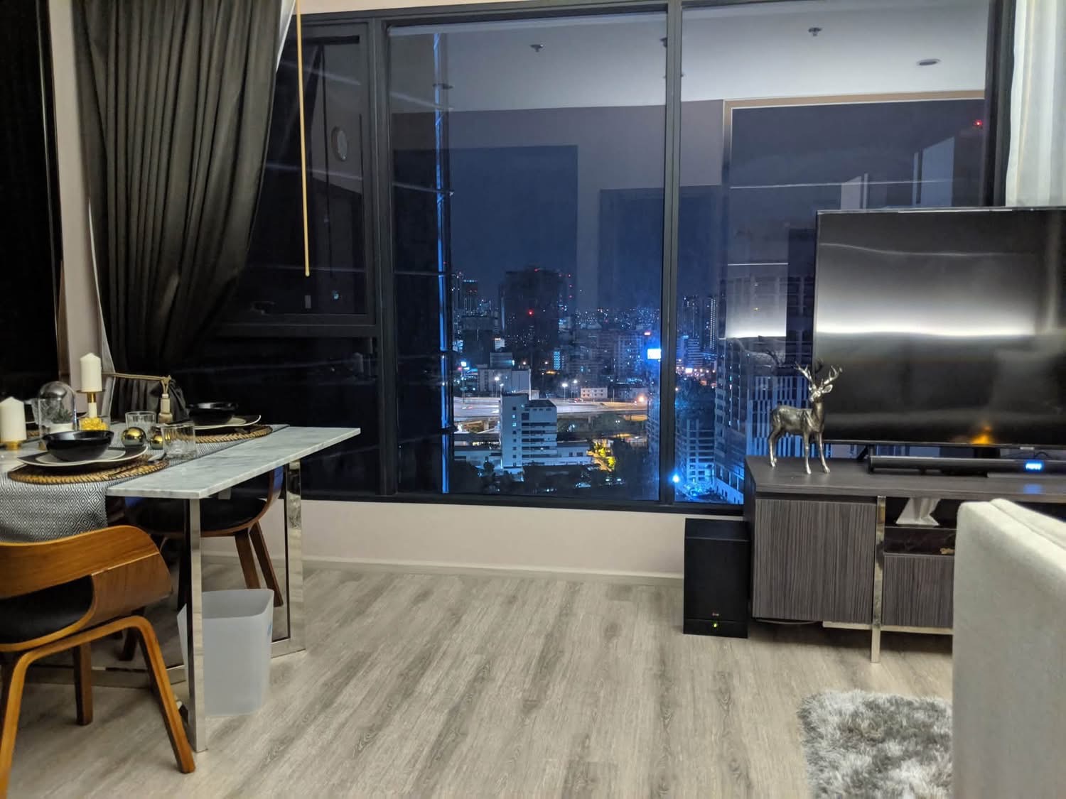 Ideo Mobi Asoke - photo 3