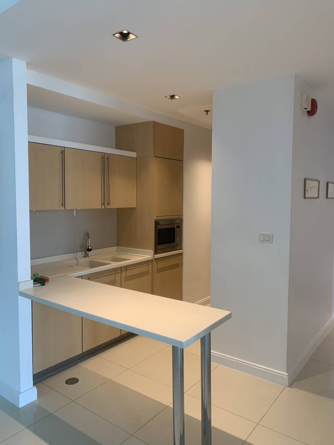 Athenee Residence Condominium - photo 2