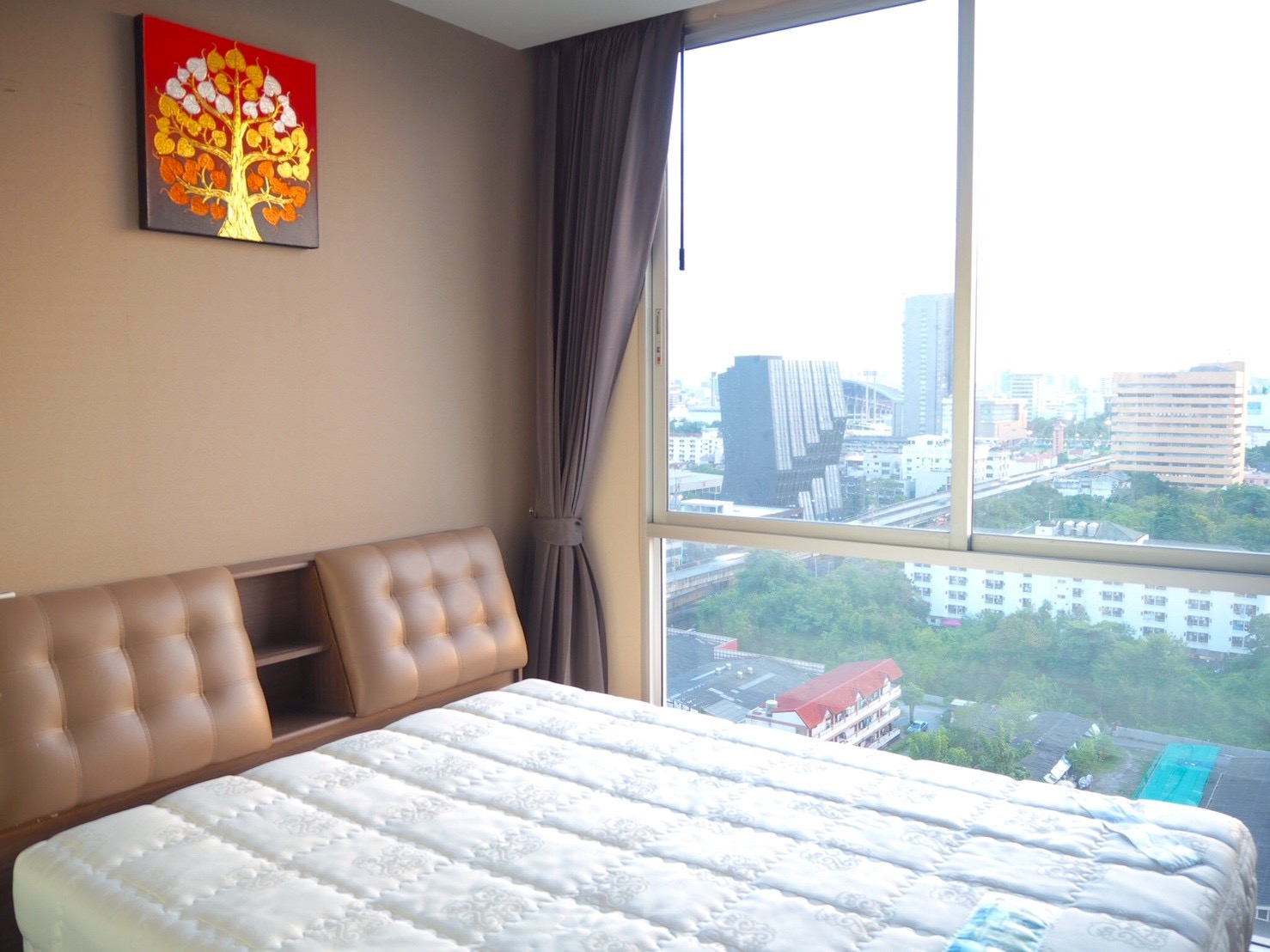 Chewathai Ramkhamhaeng - main photo