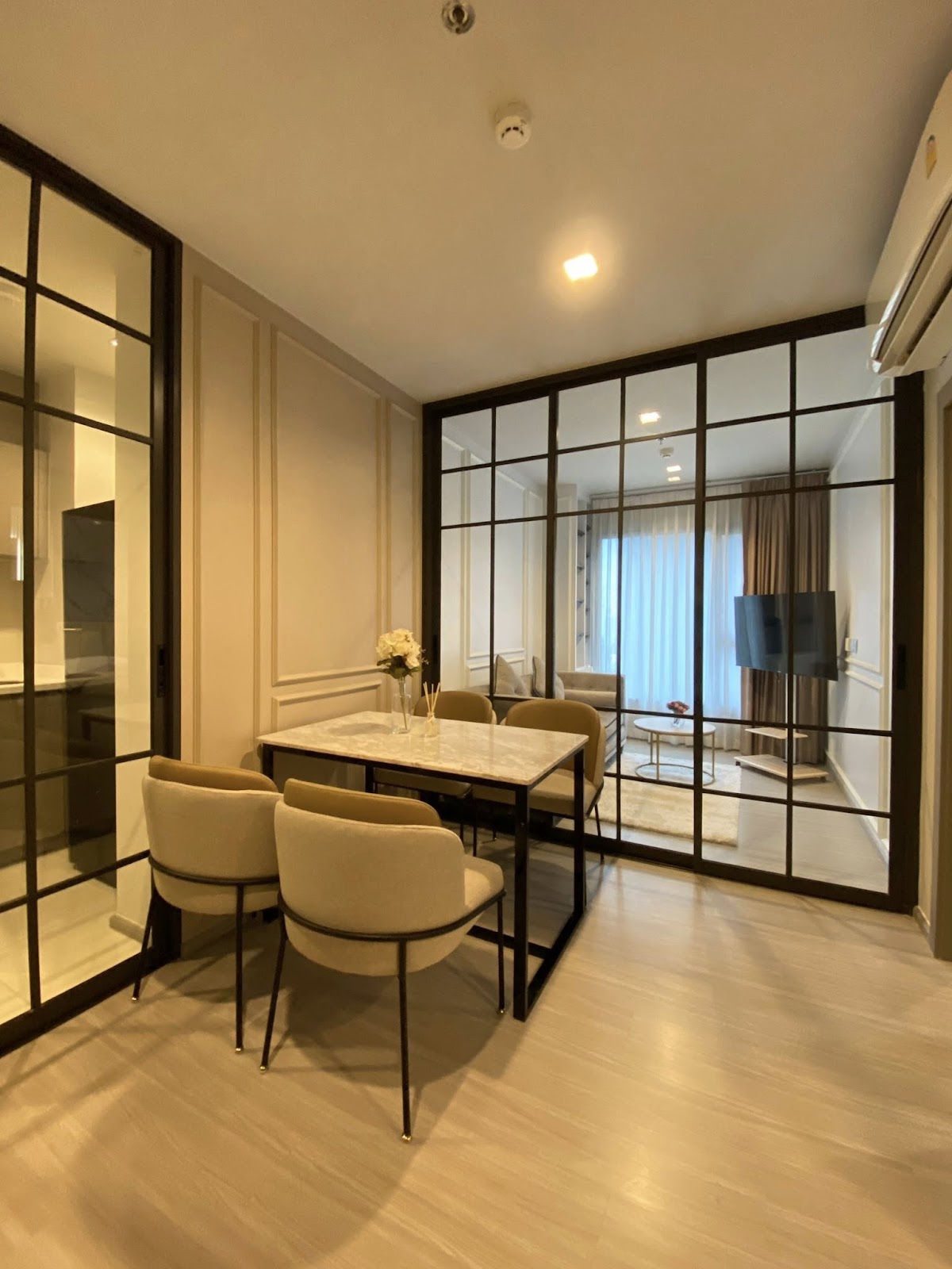 Life Asoke Rama 9 - photo 2