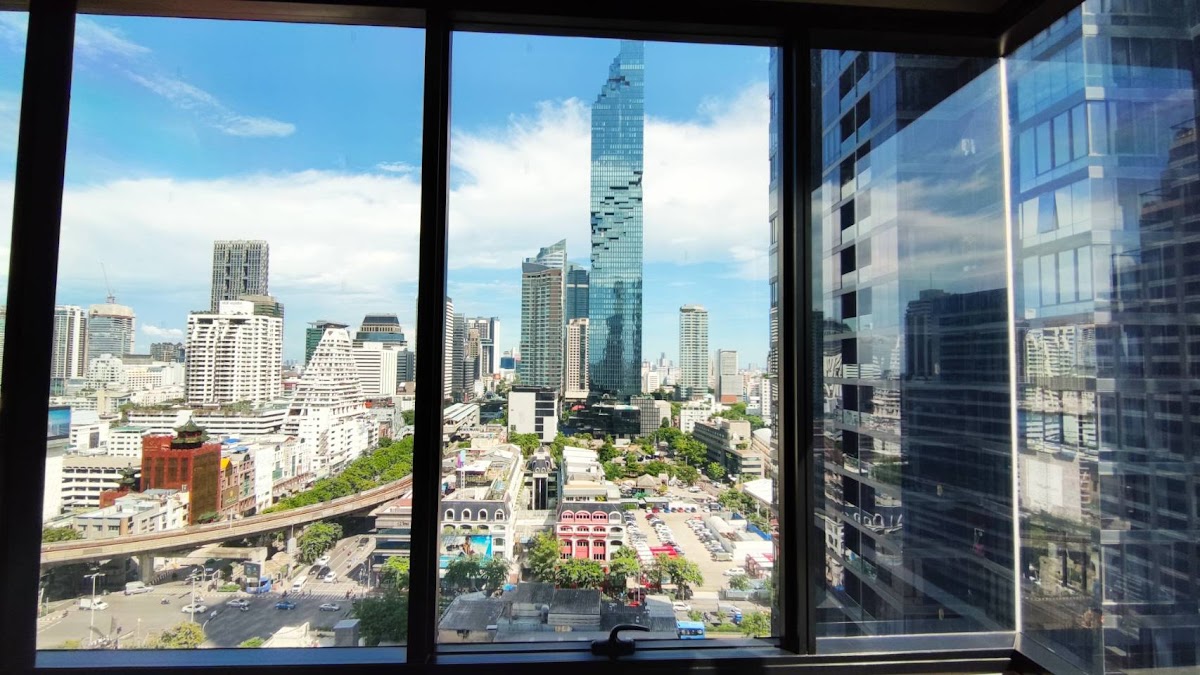 M Silom - photo 3
