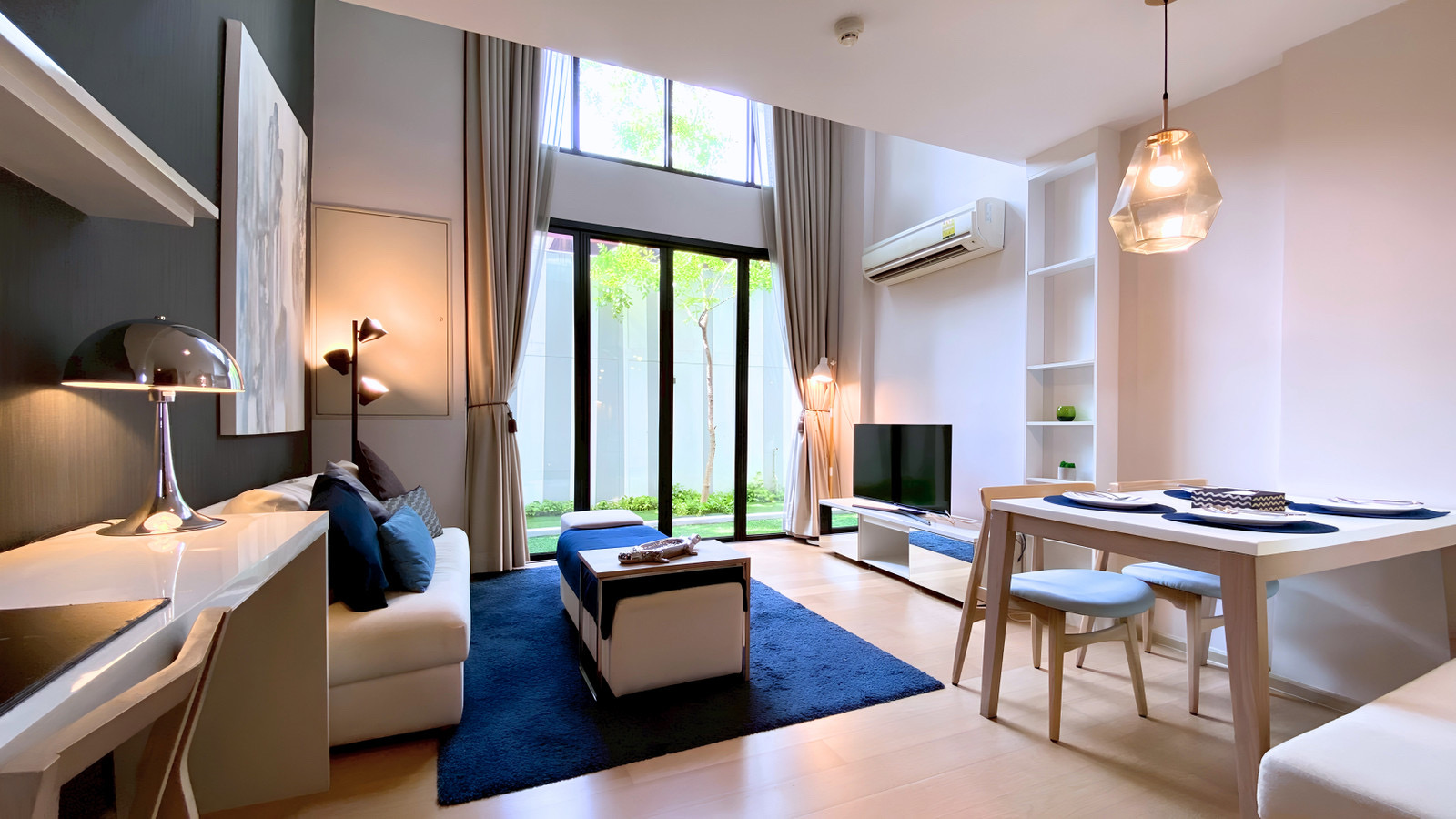 Liv@49 (Sukhumvit 49) - main photo