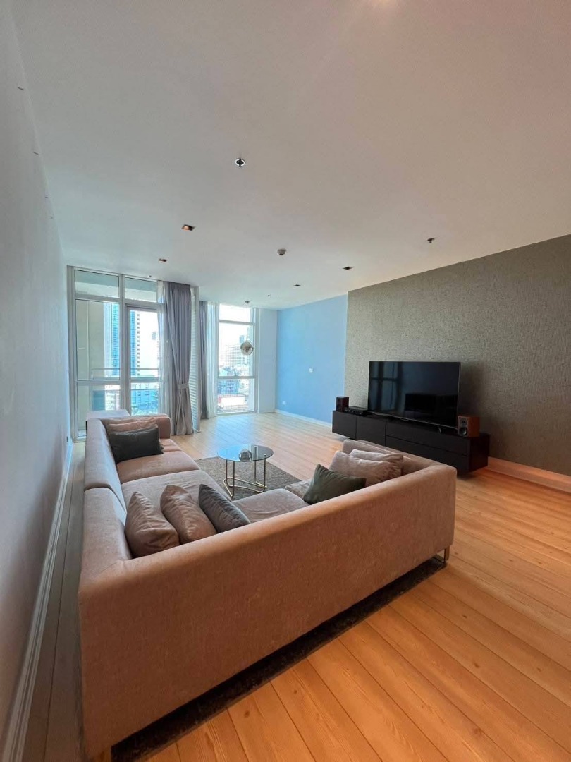 Athenee Residence - main photo