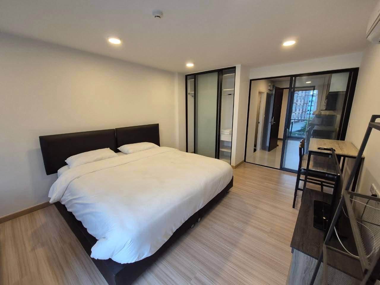 Chateau In Town Pinklao - Siriraj  - photo 3