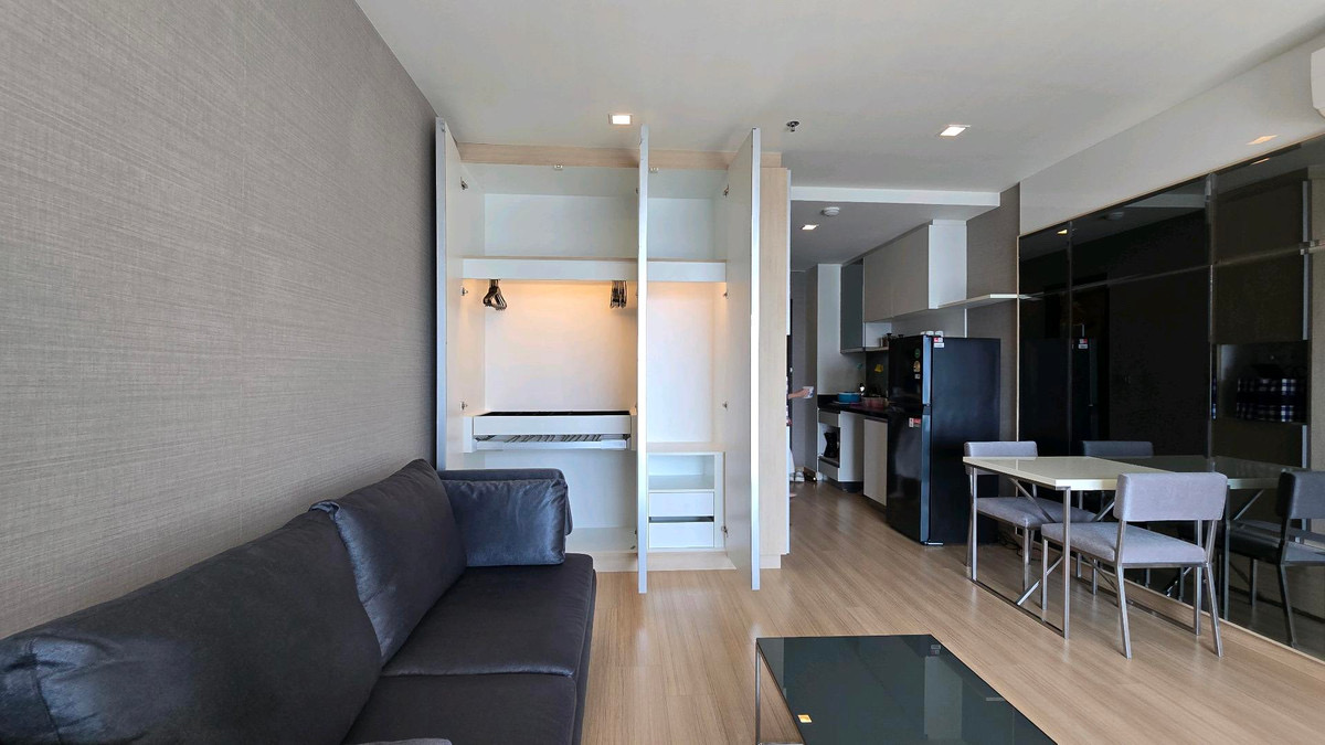 Sky Walk & Weltz Residence - photo 3
