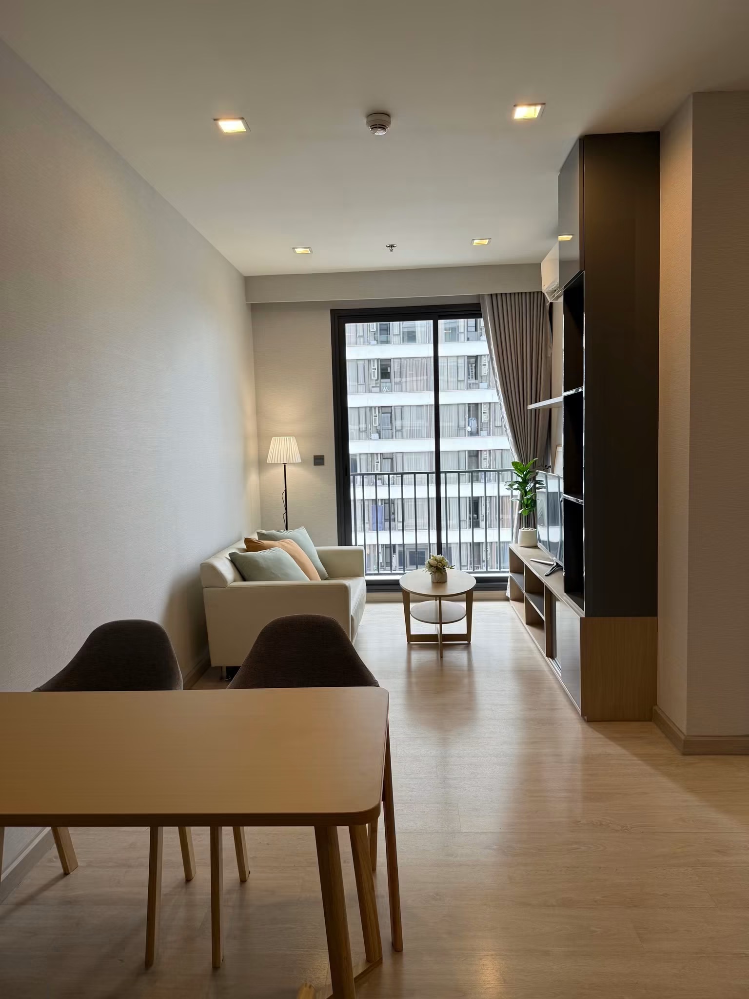 M thonglor 10 - photo 3