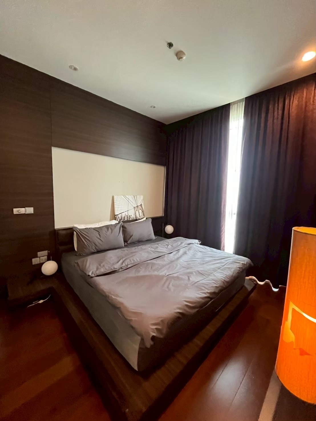 Quattro Thonglor