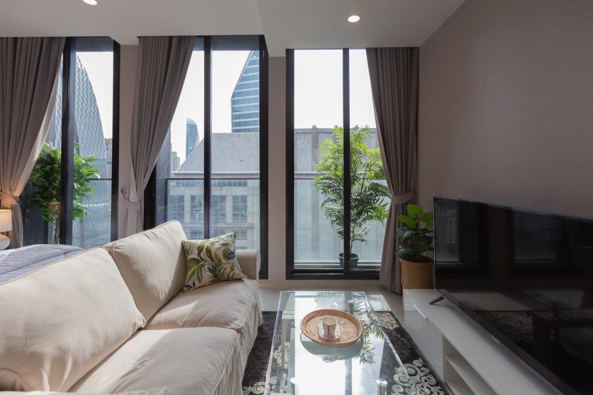 Noble Ploenchit - main photo