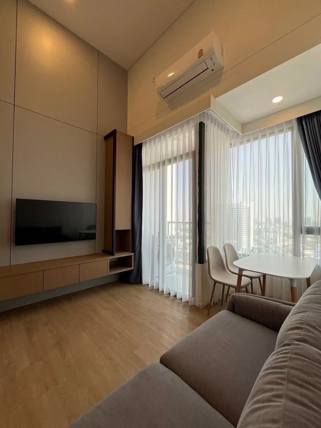 Siamese Rama 9 - photo 2
