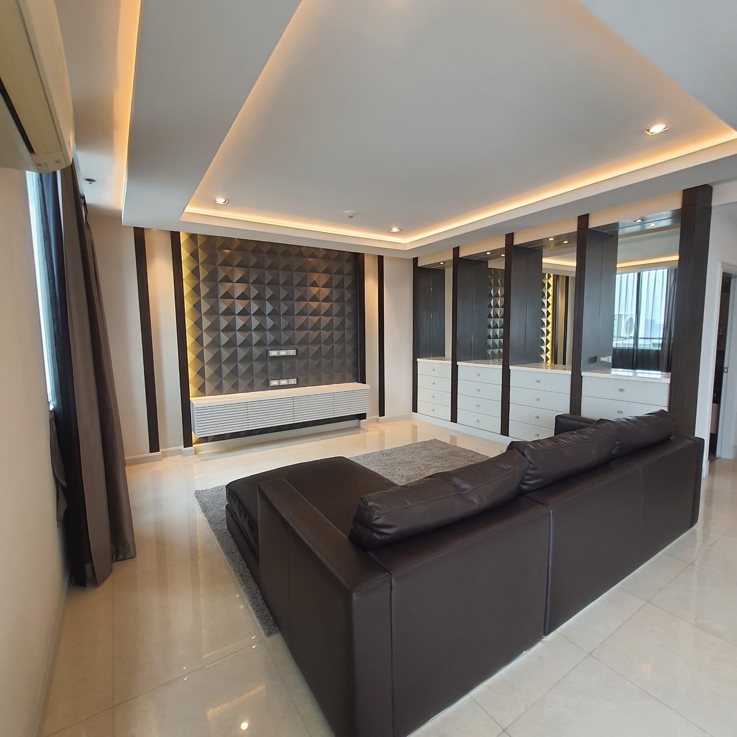The Four Wings Residence Srinakarin - photo 3