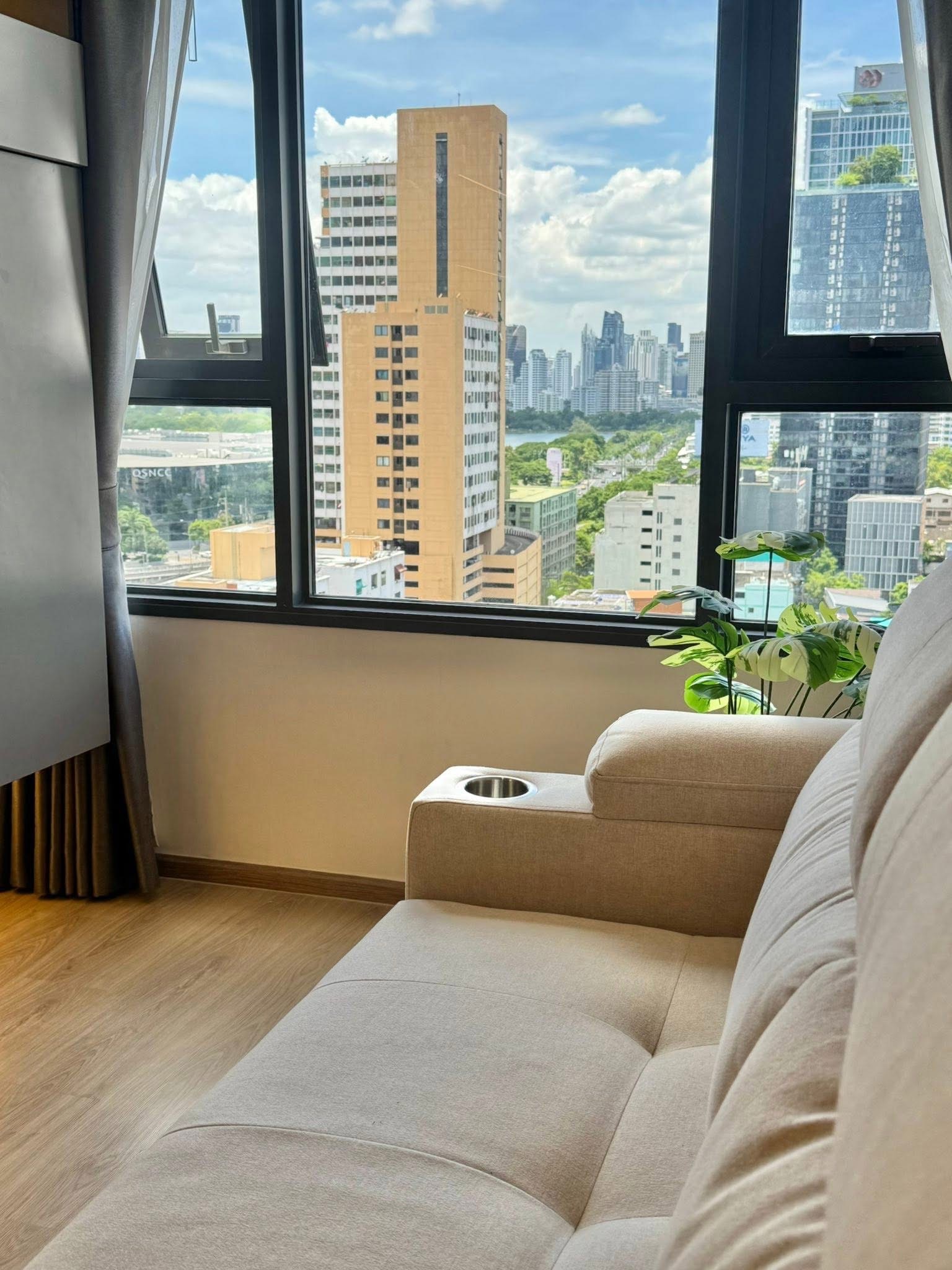 Life Rama 4 - Asoke - photo 2