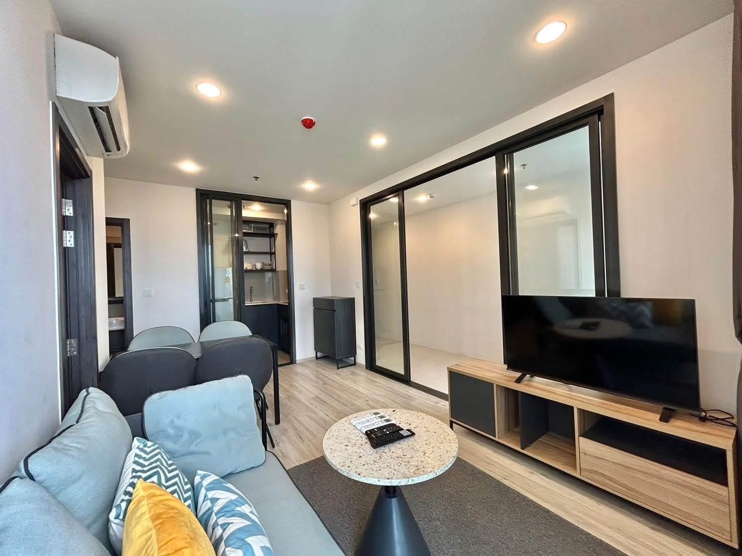 XT Huaikhwang  - photo 2