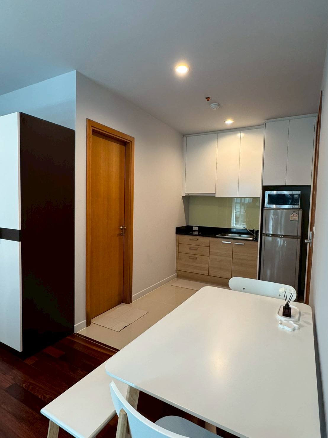 Circle Condominium - photo 3