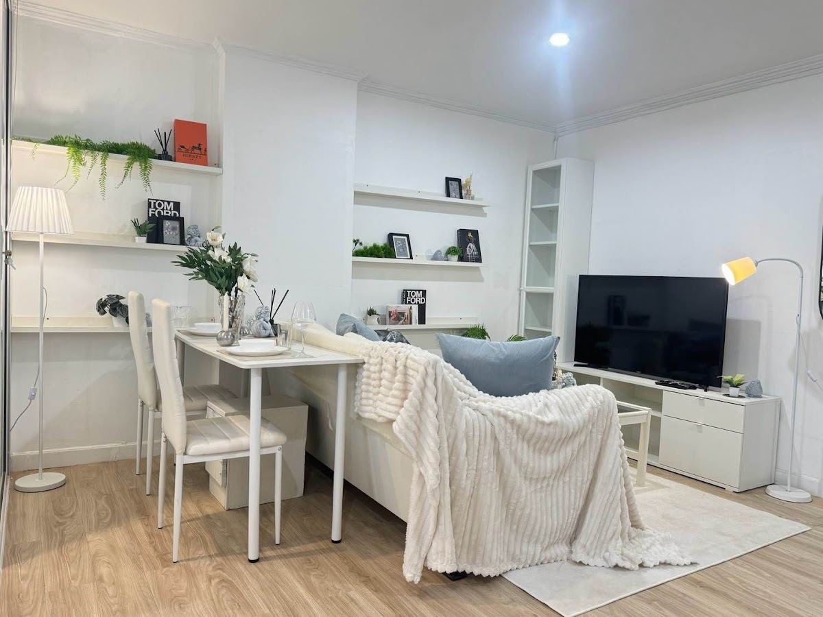 49 Suites - main photo